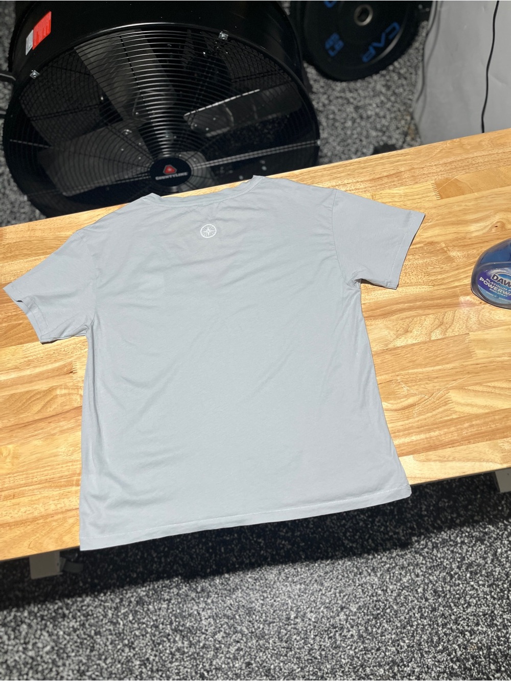 Vuori Naples Beach Club Tee Small Coastal Quiet Luxury Athleisure Gray Cotton - Picture 11 of 11